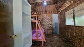 Family Room | Rollaway beds, free WiFi, bed sheets
