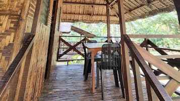 Family Room | Rollaway beds, free WiFi, bed sheets