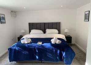 1 quarto, ferros/tábuas de passar roupa, Wi-Fi, roupa de cama