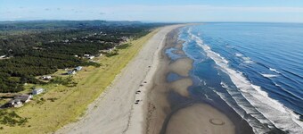 Affordable Grayland Beach Stay – Ocean Spray 8