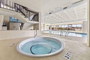 Innenpool, beheizter Pool