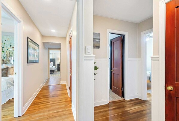 4 Schlafzimmer, Bügeleisen/Bügelbrett, WLAN, Bettwäsche