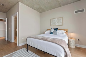 2 bedrooms, iron/ironing board, travel cot, WiFi