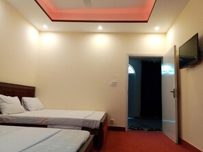 Soundproofing, iron/ironing board, free WiFi - Ghani House Guest House (Islamabad)