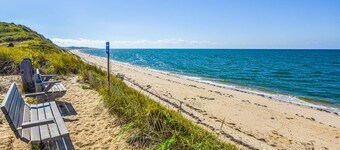 5 Min. Drive to Fisher Beach and Pamet Harbor!