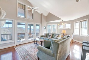 تلفزيون ذكي