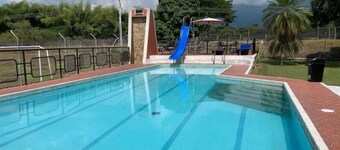 Hermosa y Tranquila Finca con Piscina