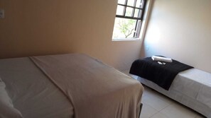 3 bedrooms, WiFi, bed sheets