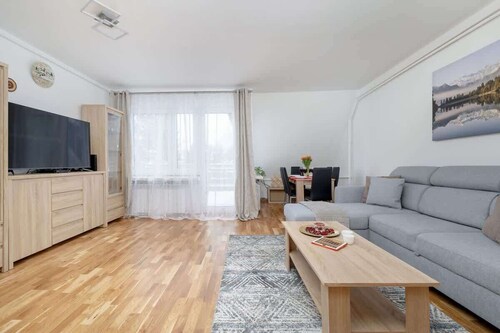Family Apartment for 6 Persons | Terrace | Quiet Neighborhood