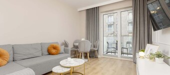 Tramwajowa 17B | Stylish Apartment | WiFi