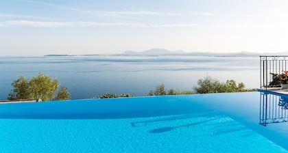 Four-Bedroom Villa Eleni with Private Pool & Stunning Seaview