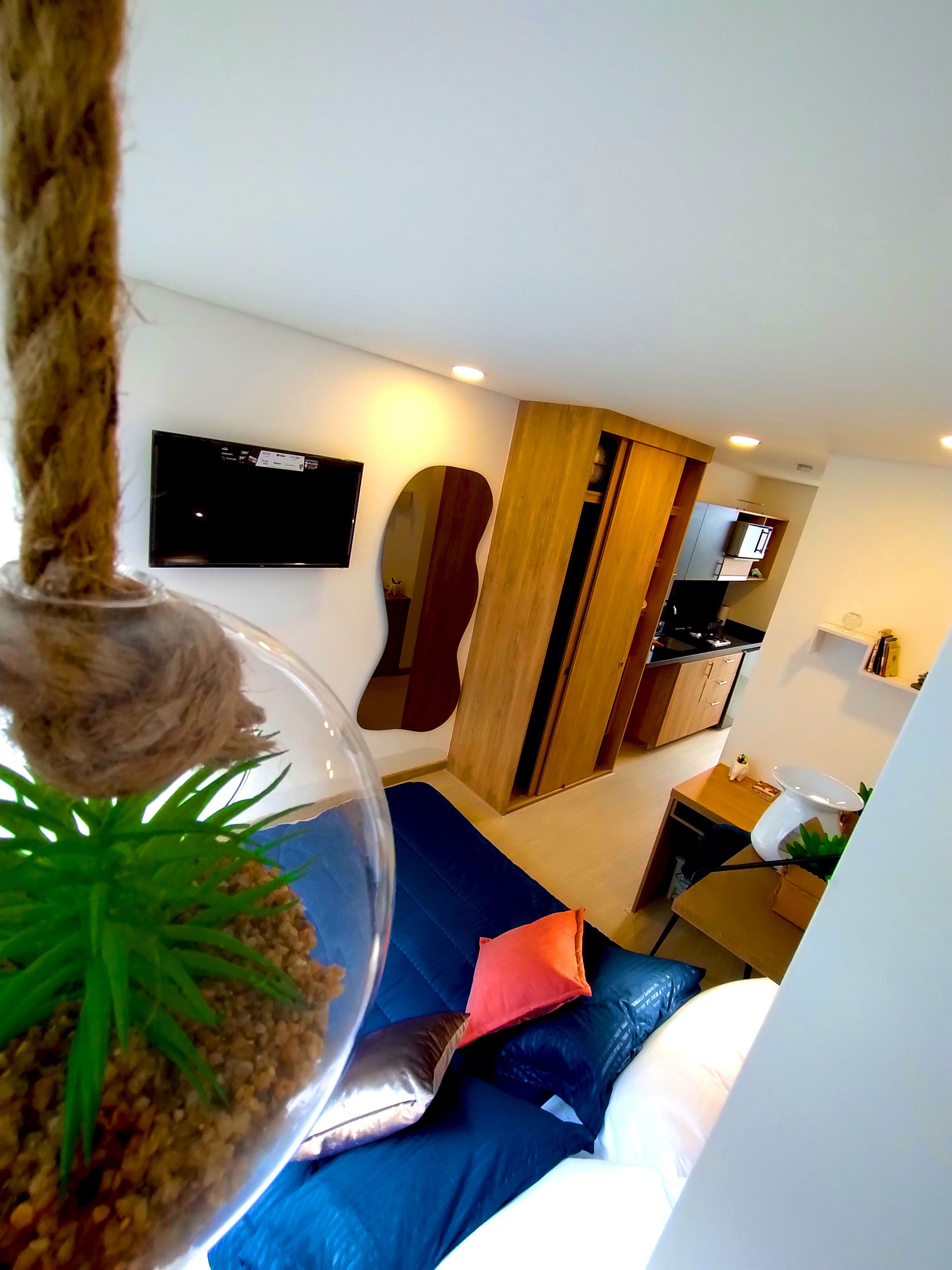 1 habitación, ropa de cama de alta calidad, edredón y minibar 