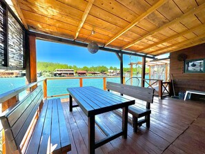 Comfort House | Terrace/patio