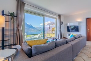 Apartment | 2 bedrooms - The Patio Over Varenna (Perledo)
