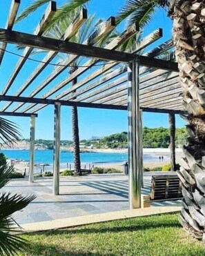 Beach - Villa with Large.Private Swimming Pool and Separate Beauty Clinic. (Benissa)