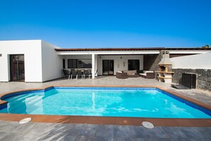 Udendørs pool