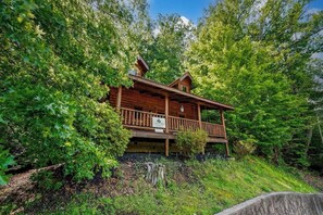 Exterior - The Smoky Mountain Way (Sevierville)