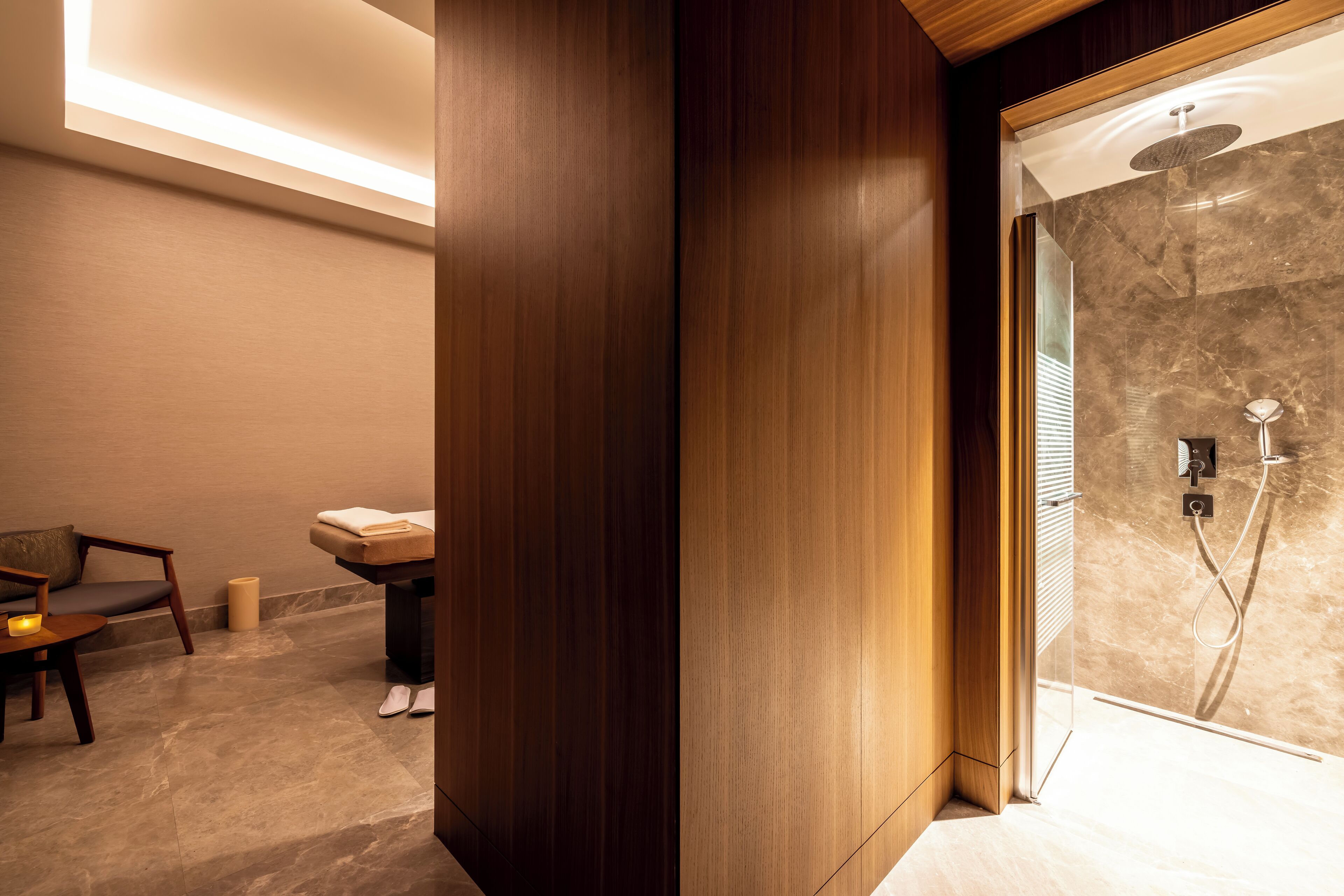 Deep-tissue massages, Swedish massages, Thai massages, massages