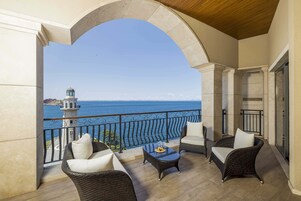 King Suite Sea View | 阳台景观