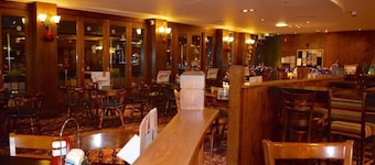 The Golden Acorn By JD Wetherspoon