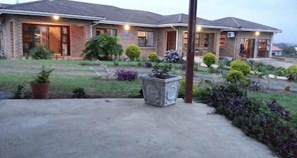 Ekhaya Lodge