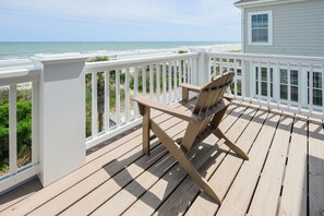 Property grounds - 7 BR Oceanfront House with Heated Private Pool in Garden City! Out of Office (Garden City)