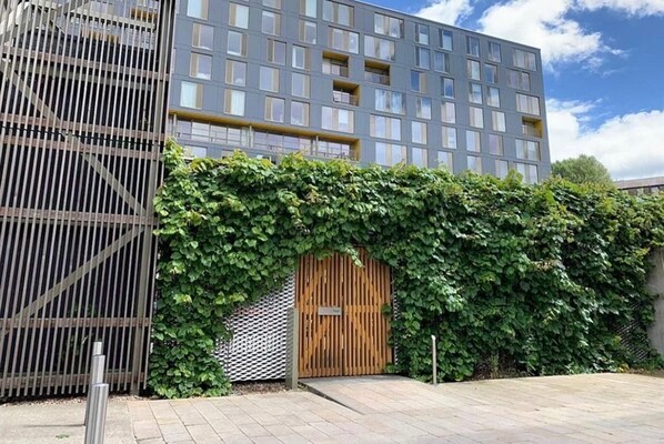 Apartment | Exterior