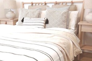 2 soverom, strykejern/-brett, wi-fi og sengetøy