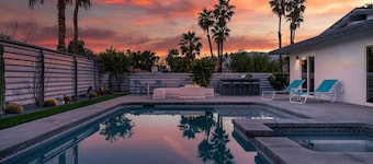 Villa Mosaic | Vibrant Palm Springs Retreat