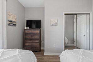 2 habitaciones, tabla de planchar con plancha y wifi gratis