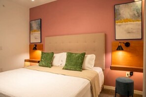 2 chambres, fer et planche à repasser, Wi-Fi gratuit