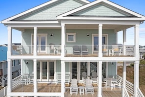 House, 6 Bedrooms | Exterior