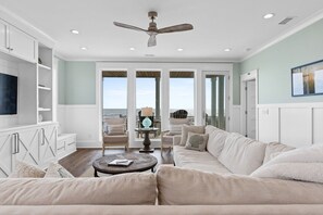 House, 6 Bedrooms | Living area | Smart TV - Fish-n-chips By The Sea 6 Bedroom Home by RedAwning (Supply)