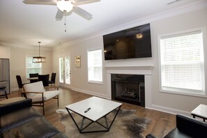 Smart TV, fireplace, offices