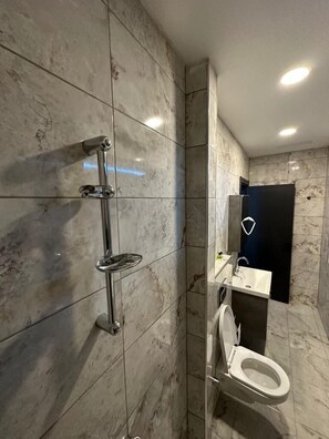 1 Schlafzimmer, Allergikerbettwaren, schallisolierte Zimmer