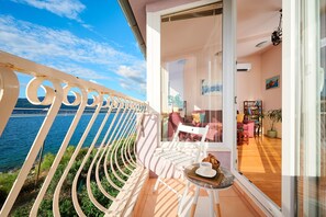 Classic Apartment | Balcony - Sun Spalato Hills 8 (Split)