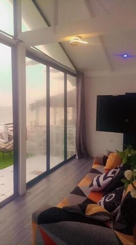 UpExpo Beach Bungalow