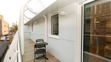 Apartment, 2 Bedrooms | Property grounds