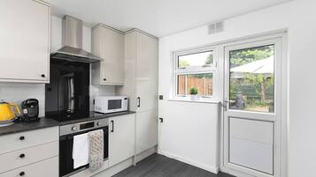 Apartment, 2 Bedrooms | Interior