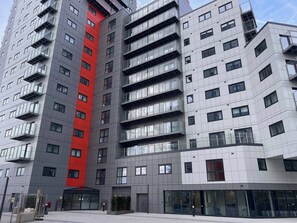 Exterior - Skyvillion 2 Bed Apt London Excel O2 Arena (London)
