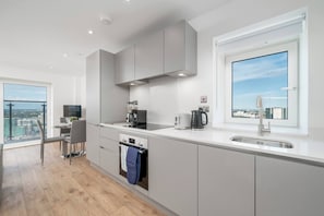 Apartment, 2 Bedrooms | Interior