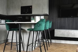 Apartment, 1 Bedroom | Living area