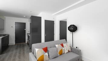 Apartment, 1 Bedroom | Interior