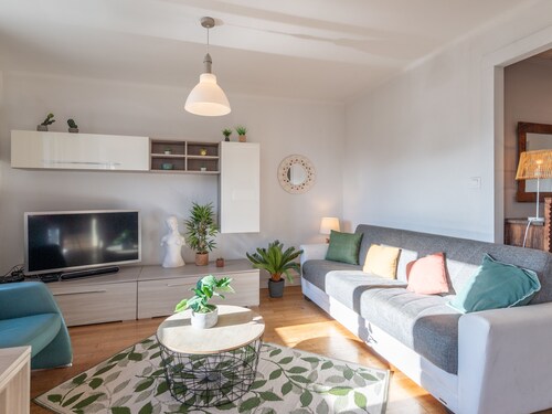 ALBIGNY IMPERIAL - Confortable flat near the lake
