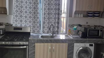 Fridge, microwave, oven, stovetop