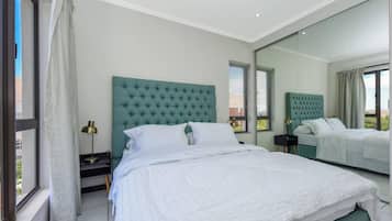 Apartment | 2 bedrooms, iron/ironing board, free WiFi, bed sheets