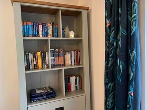 Apartment | Interior - Well Equipped Bungalow Stanwick nr Wellingborough (Wellingborough)