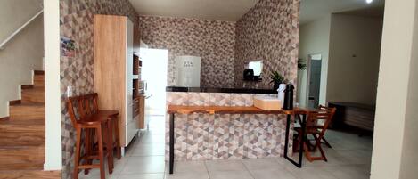 Traditional Suite | Private kitchen