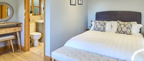 1 quarto, escrivaninha, ferros/tábuas de passar roupa, Wi-Fi