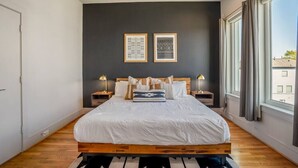 Unclassified image, 2 of 30, button - Luxury Downtown Getaway With Breathtaking Views (Houston)